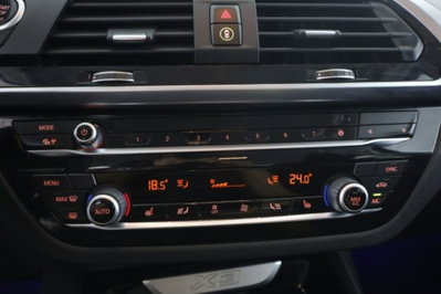 BMW X3 xDrive20d 48V Business Advantage (12)
