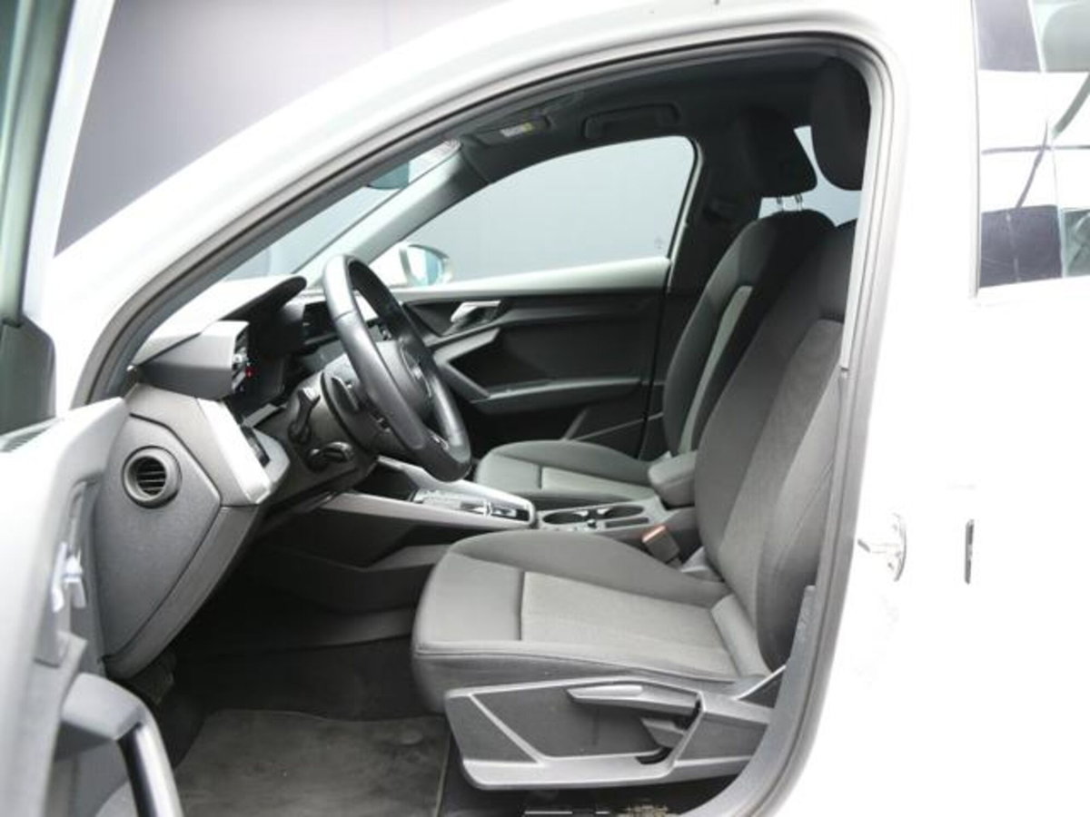Audi A3 Sportback 30 TDI S tronic S line edition (11)