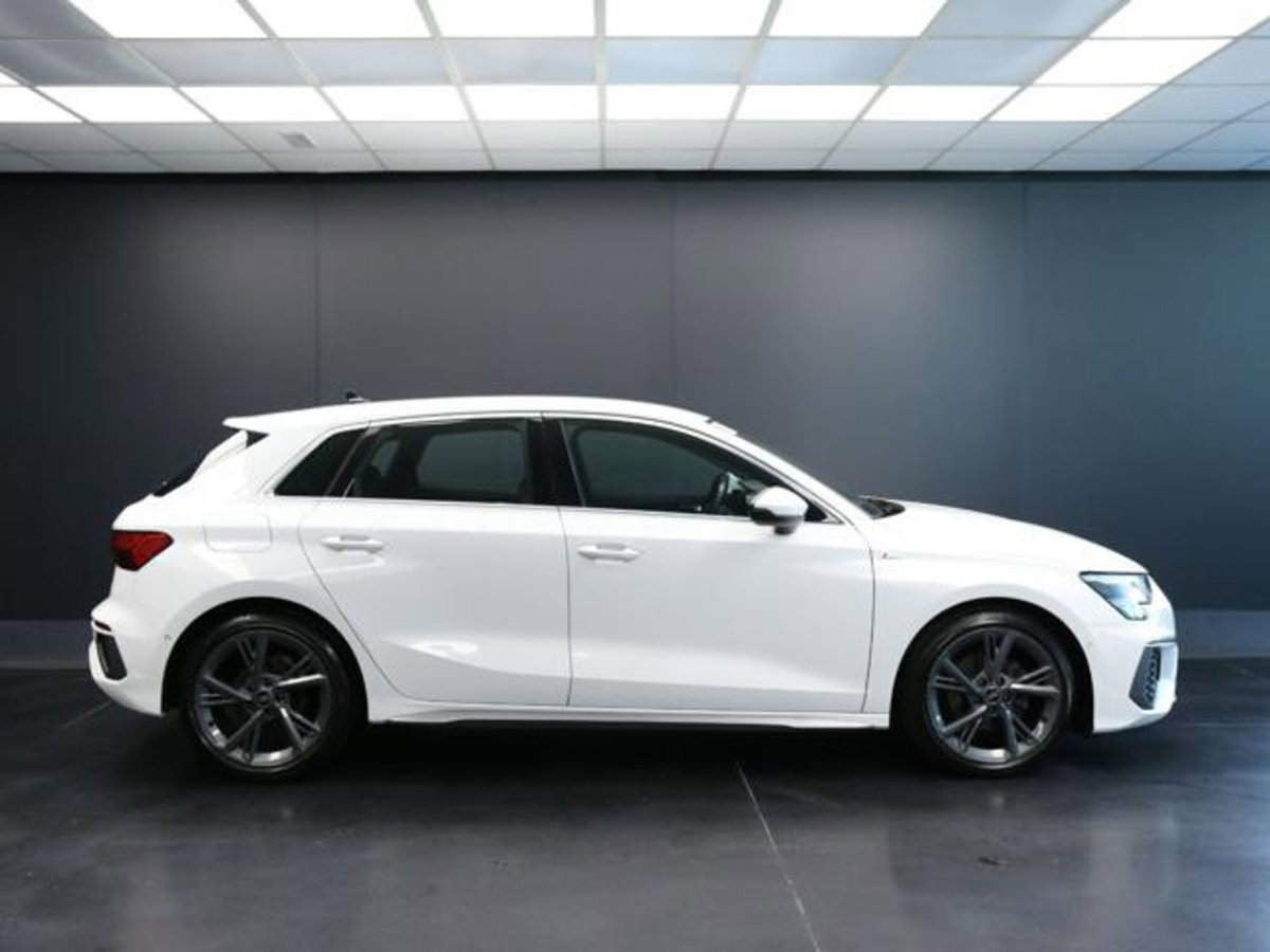 Audi A3 Sportback 30 TDI S tronic S line edition (3)