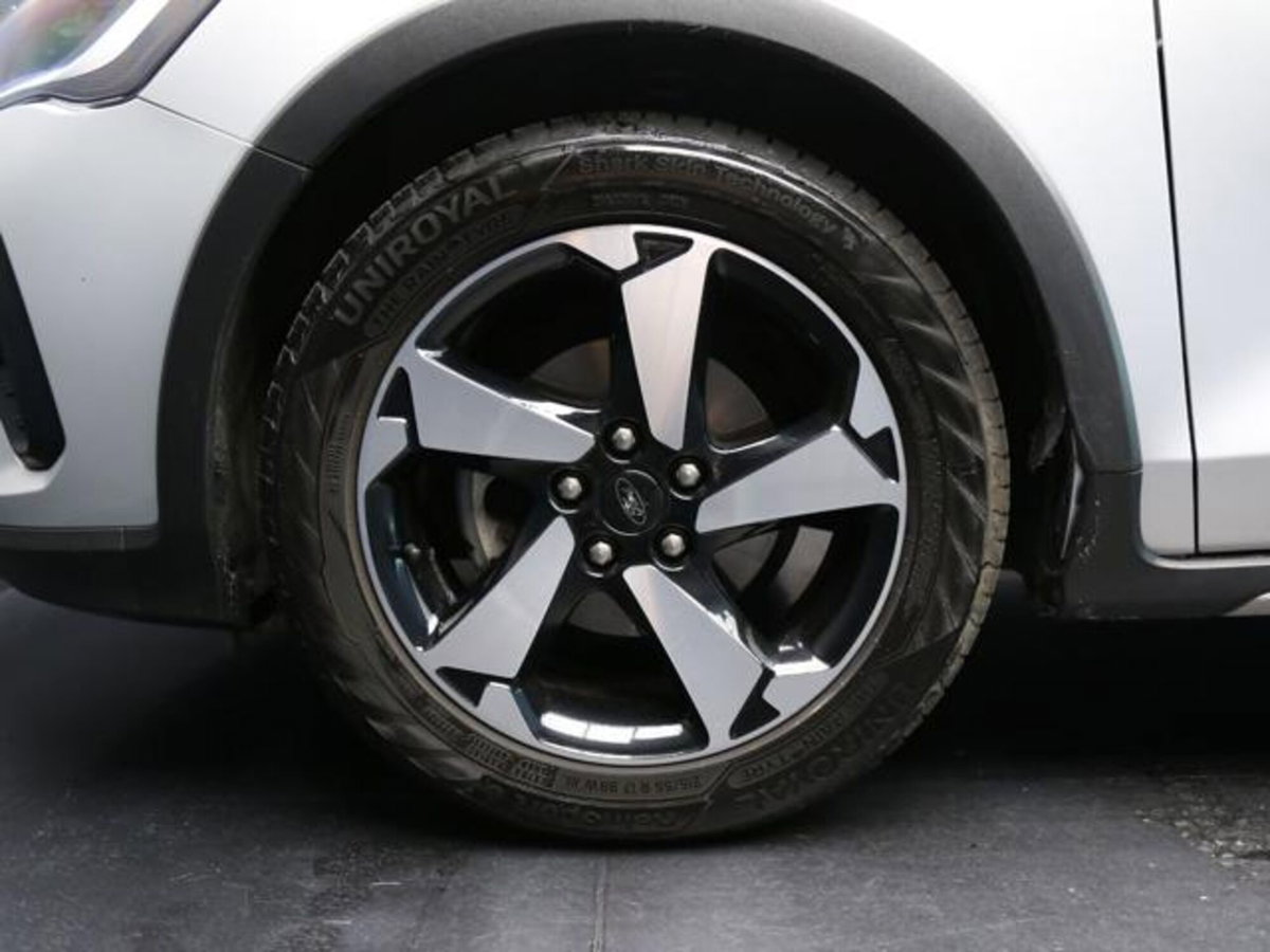 Ford Focus Station Wagon 1.0 EcoBoost Hybrid 125 CV Powershift SW Active Design (5)