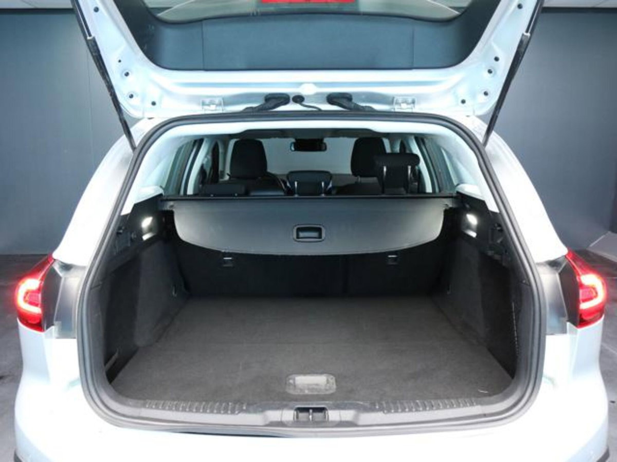 Ford Focus Station Wagon 1.0 EcoBoost Hybrid 125 CV Powershift SW Active Design (7)