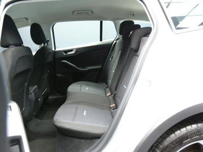 Ford Focus Station Wagon 1.0 EcoBoost Hybrid 125 CV Powershift SW Active Design (8)
