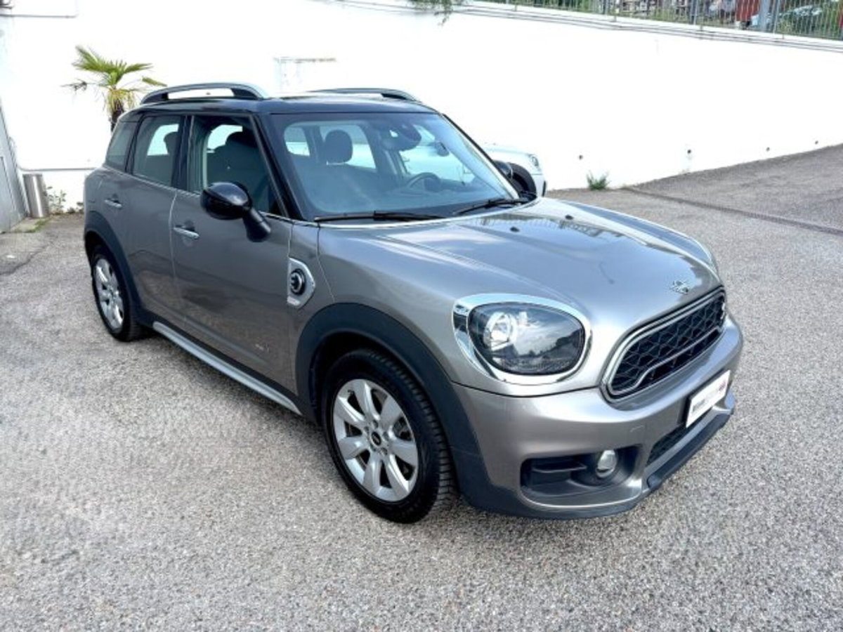 MINI Mini Countryman 1.5 Cooper Essential Countryman ALL4