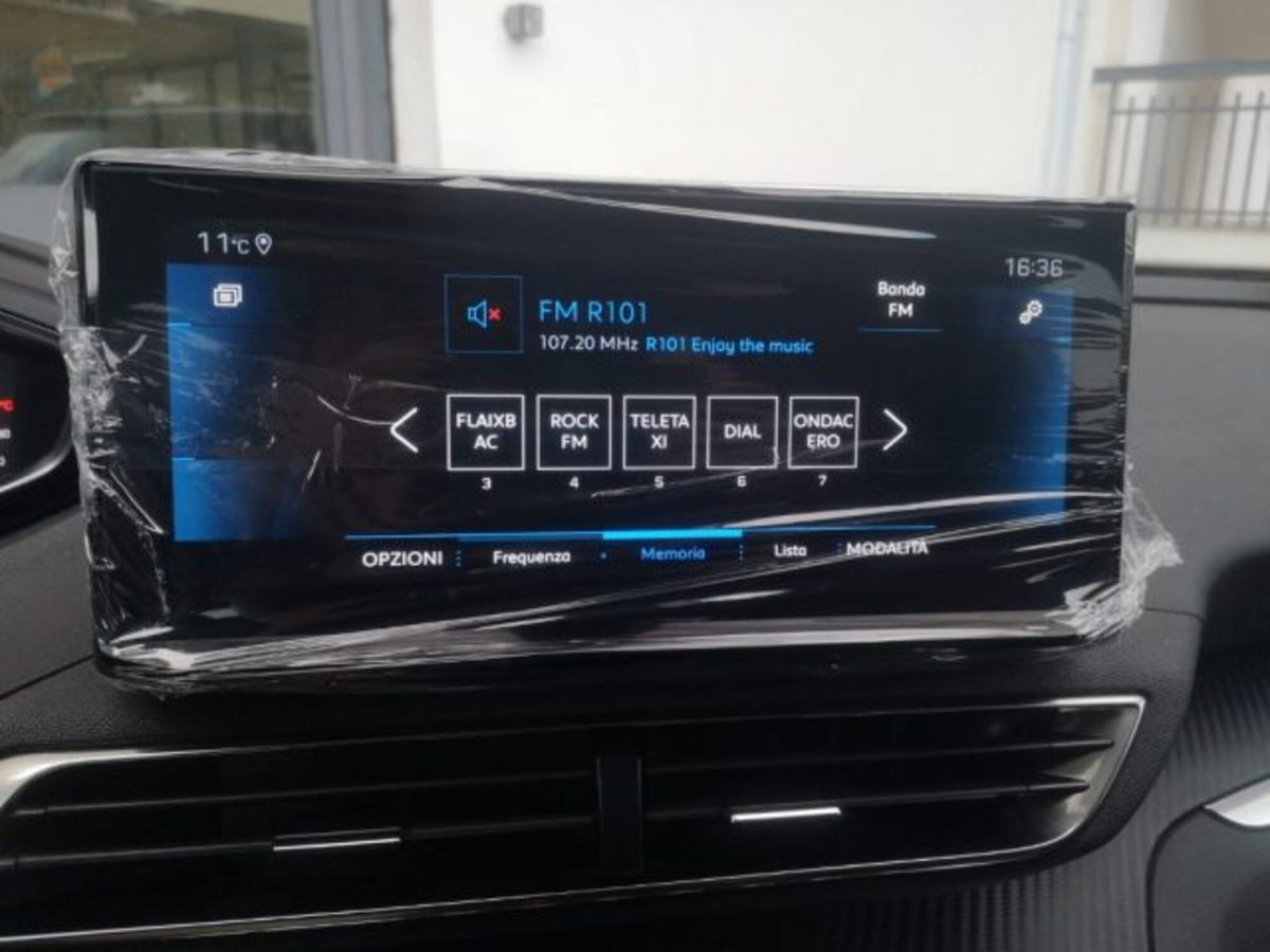 Peugeot 3008 BlueHDi 130 S&S Allure (14)