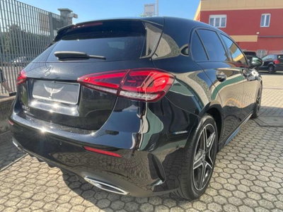 Mercedes-Benz Classe A Sedan 180 d Automatic 4p. Premium (4)