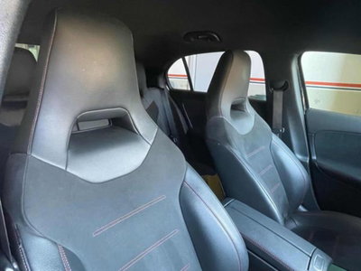 Mercedes-Benz Classe A Sedan 180 d Automatic 4p. Premium (9)