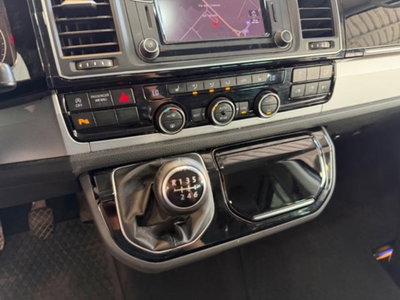 Volkswagen Multivan 2.0 tdi Highline 4motion 204cv dsg 7p.ti (10)