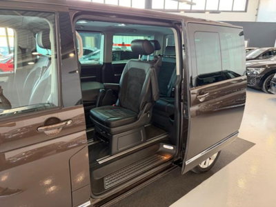 Volkswagen Multivan 2.0 tdi Highline 4motion 204cv dsg 7p.ti (15)
