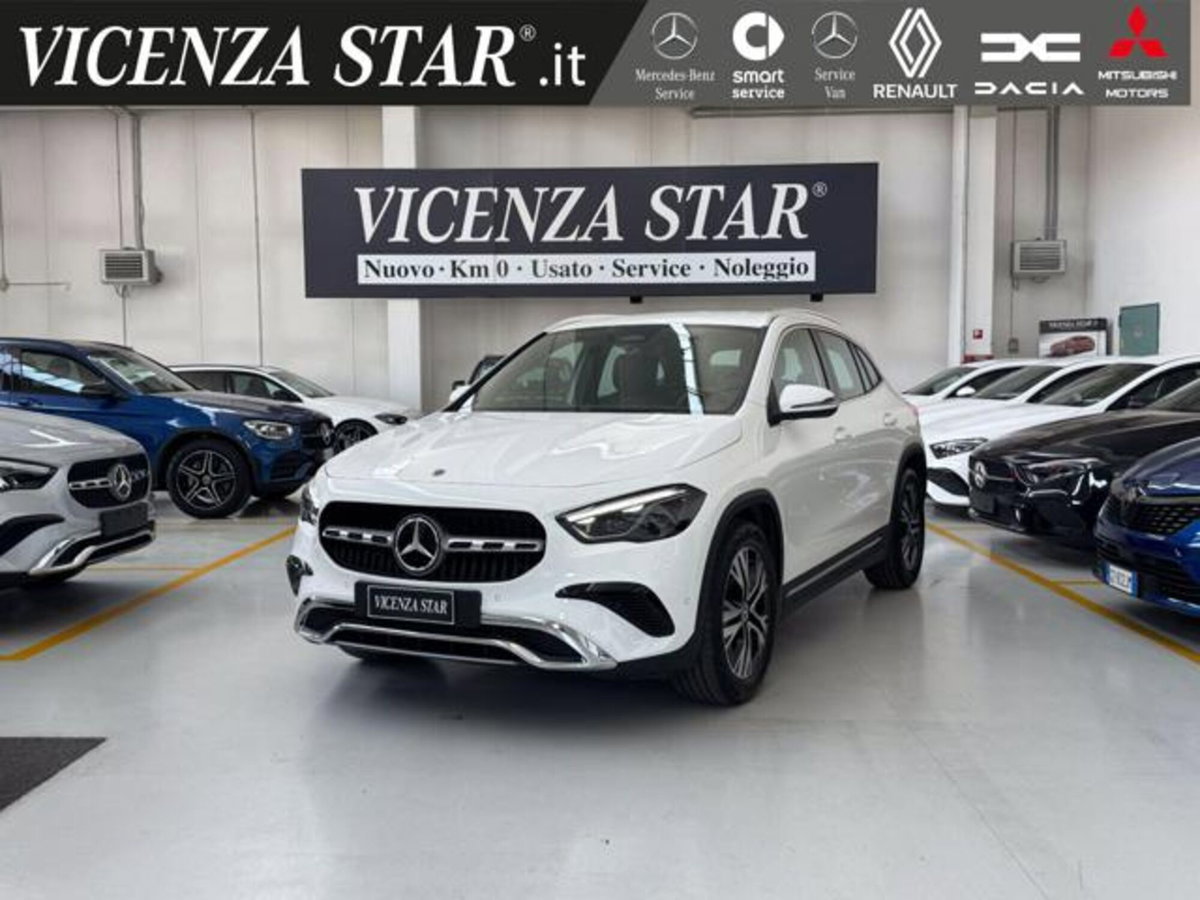 Mercedes-Benz GLA SUV 200 Advanced auto