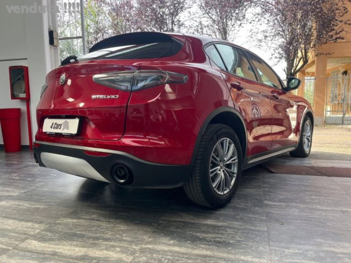 Alfa Romeo Stelvio Stelvio 2.2 Turbodiesel 160 CV AT8 RWD Super Business (5)