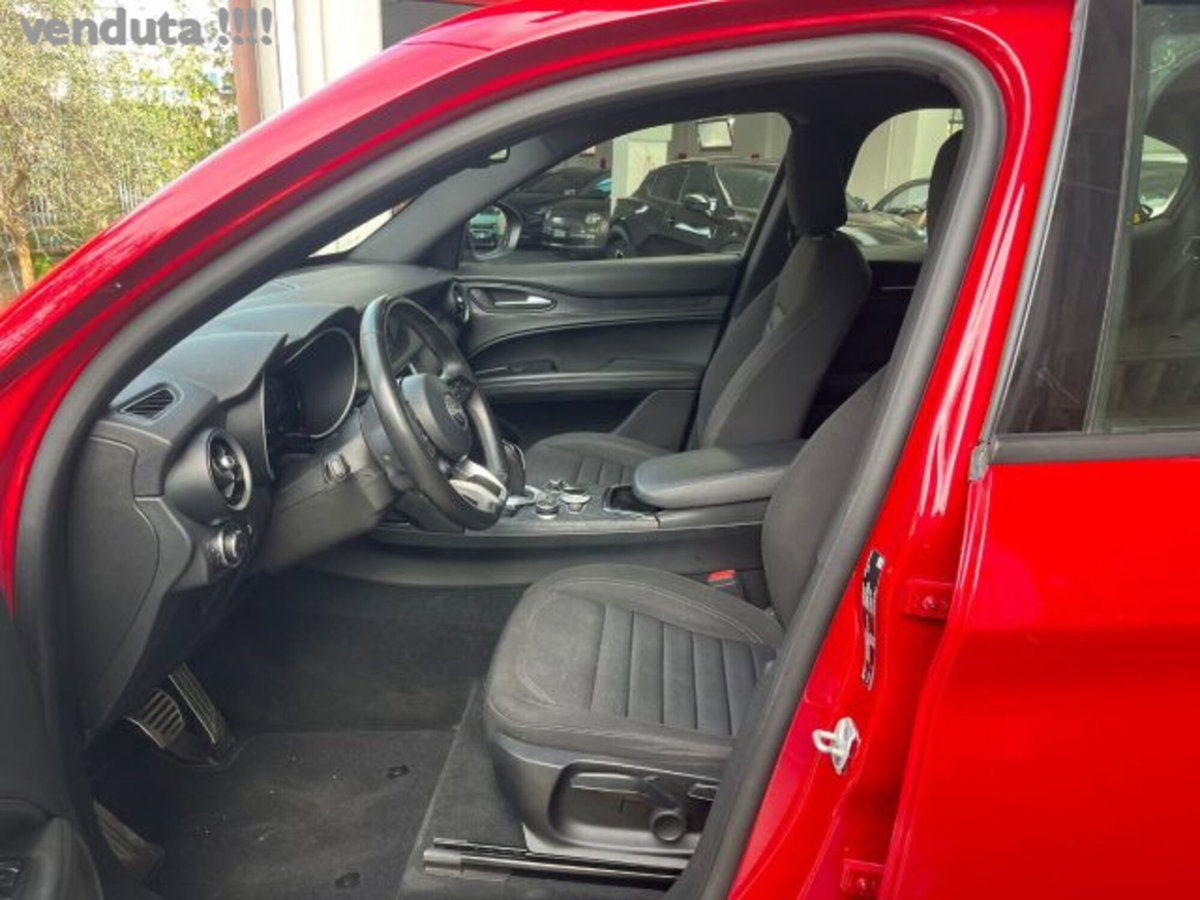 Alfa Romeo Stelvio Stelvio 2.2 Turbodiesel 160 CV AT8 RWD Super Business (8)