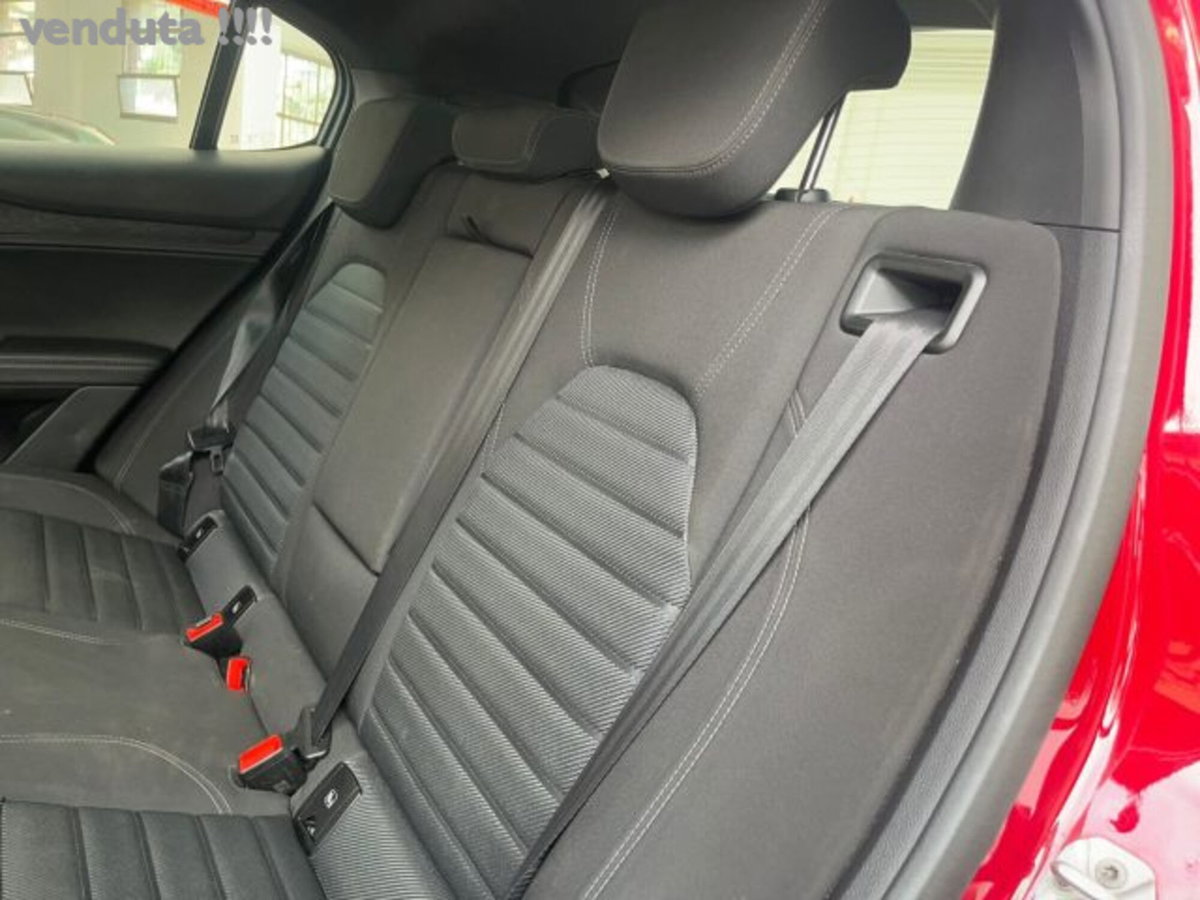 Alfa Romeo Stelvio Stelvio 2.2 Turbodiesel 160 CV AT8 RWD Super Business (9)