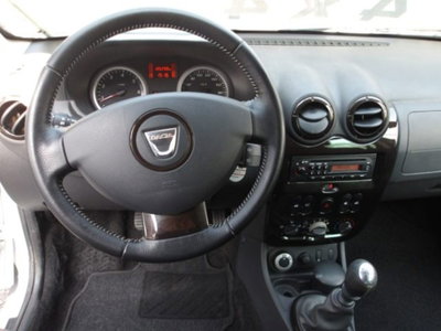 Dacia Duster 1.5 dCi 110CV 4x4 Lauréate (11)