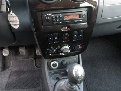 Dacia Duster 1.5 dCi 110CV 4x4 Lauréate (13)