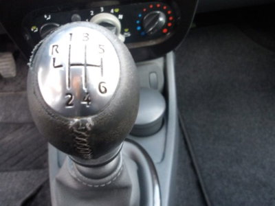 Dacia Duster 1.5 dCi 110CV 4x4 Lauréate (14)