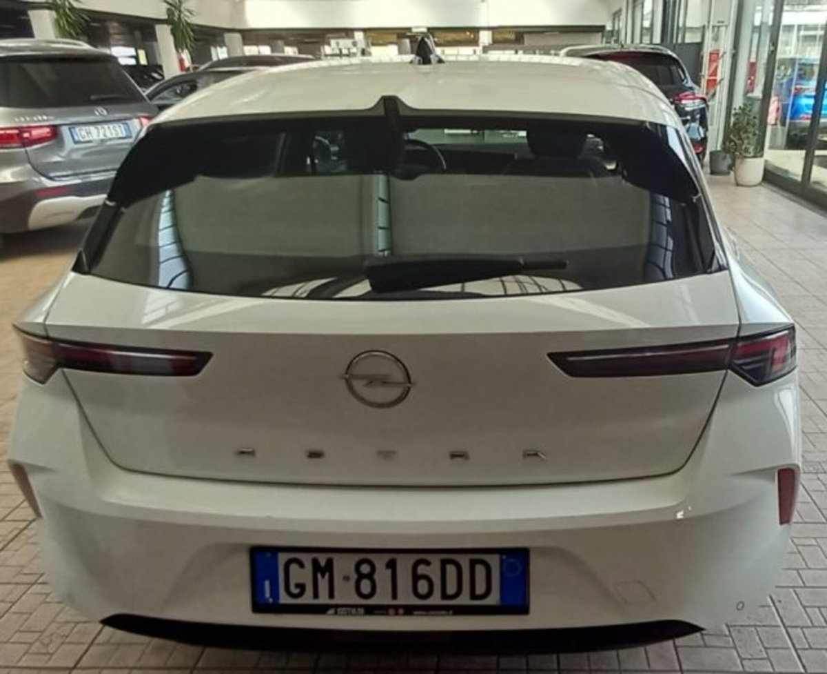 Opel Astra 1.5 Turbo Diesel 130 CV Edition (3)