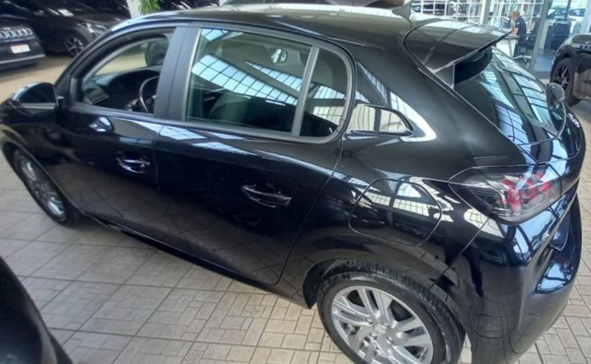 Peugeot 208 1.2 puretech Active s&s 75cv (4)