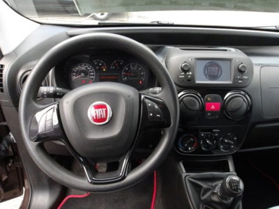 Fiat Qubo 1.4 8V 77 CV Lounge (12)