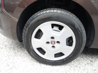 Fiat Qubo 1.4 8V 77 CV Lounge (8)
