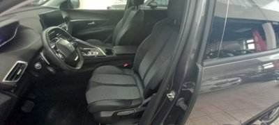 Peugeot 3008 BlueHDi 130 S&S EAT8 Allure Pack (6)