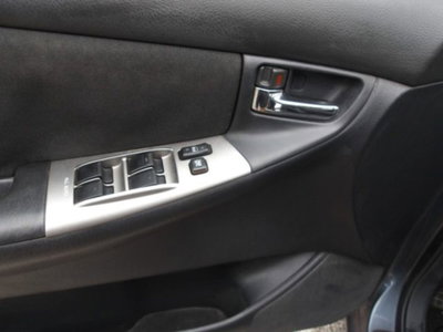 Toyota Corolla Verso 2.0 tdi D-4D (11)