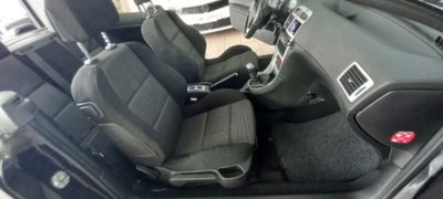 Peugeot 307 Cabrio HDi FAP CC Tecno (10)
