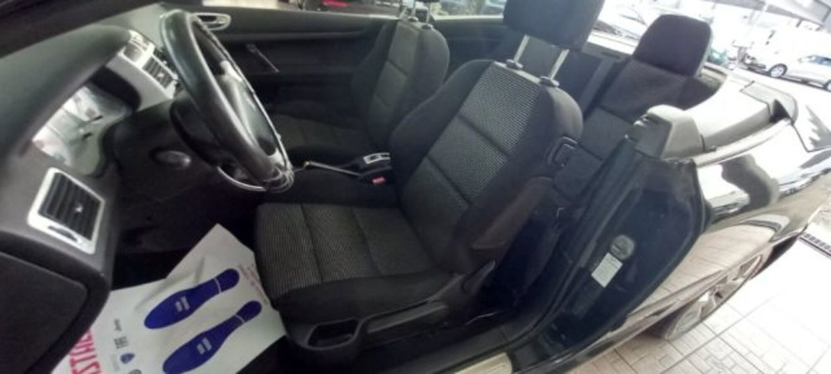 Peugeot 307 Cabrio HDi FAP CC Tecno (9)