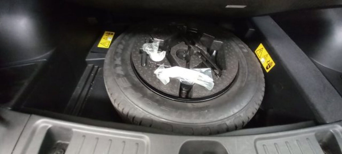 Jeep Compass 1.3 T4 240CV PHEV AT6 4xe Trailhawk (10)