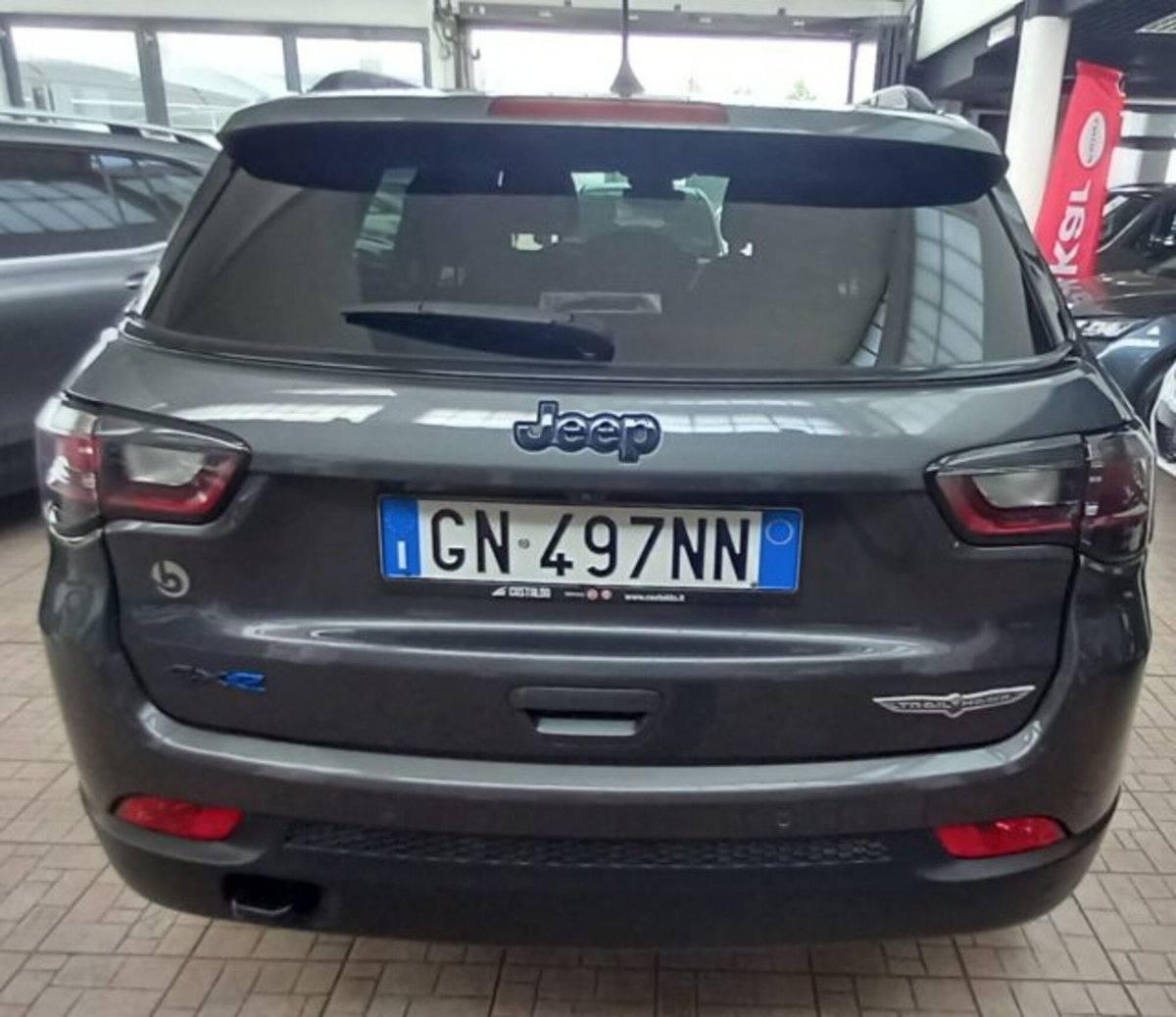 Jeep Compass 1.3 T4 240CV PHEV AT6 4xe Trailhawk (3)