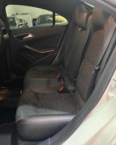 Mercedes-Benz CLA 200 d 4Matic Automatic Premium (17)