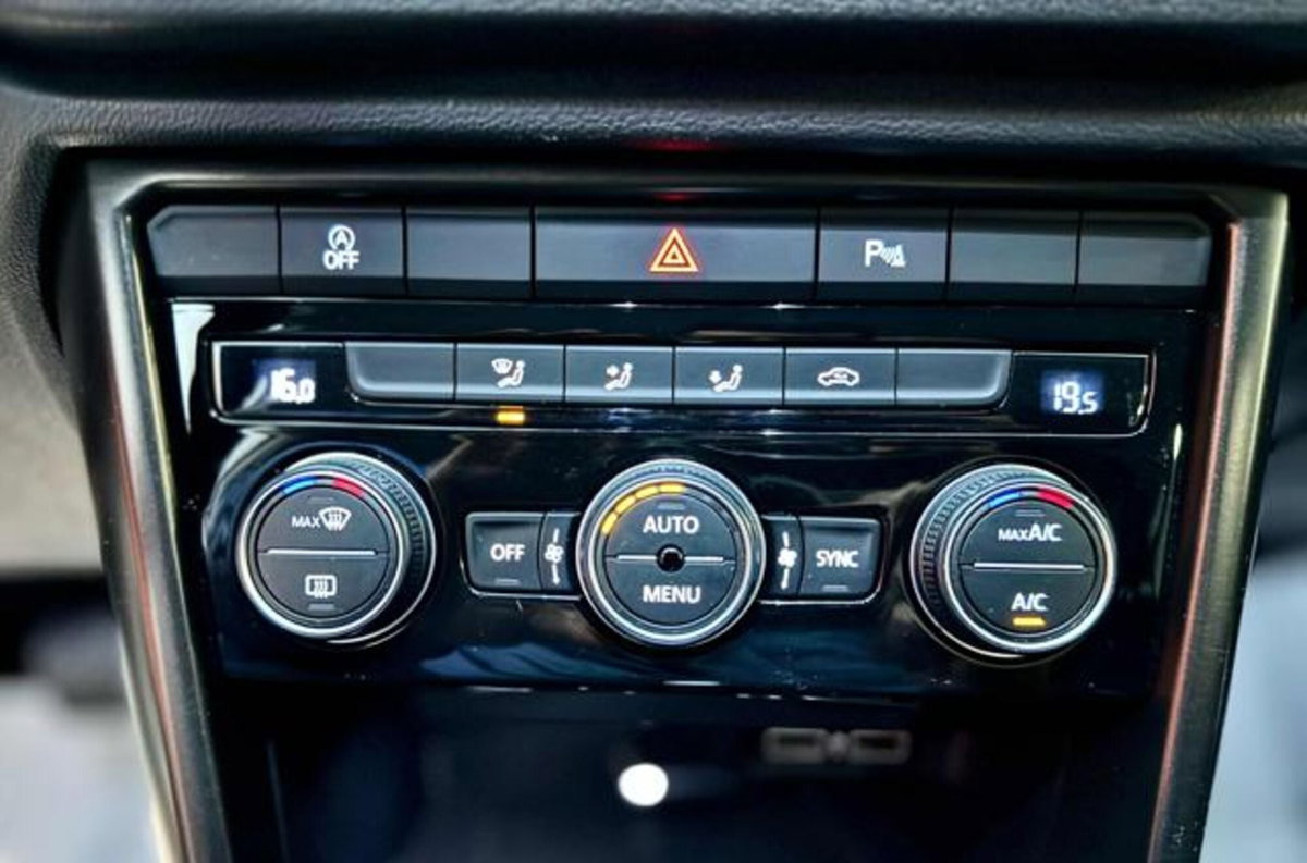 Volkswagen T-Roc 1.5 TSI ACT Advanced BlueMotion Technology (14)