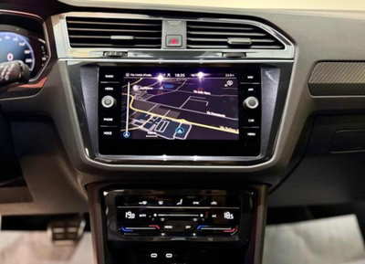 Volkswagen Tiguan 2.0 TDI 150 CV SCR DSG 4MOTION R-Line (17)