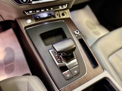 Audi Q5 40 TDI 204 CV quattro S tronic (15)