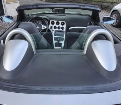 Alfa Romeo Spider 2.2 JTS (5)