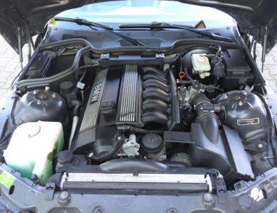 BMW Z3 Cabrio 2.8 24V cat Roadster (12)
