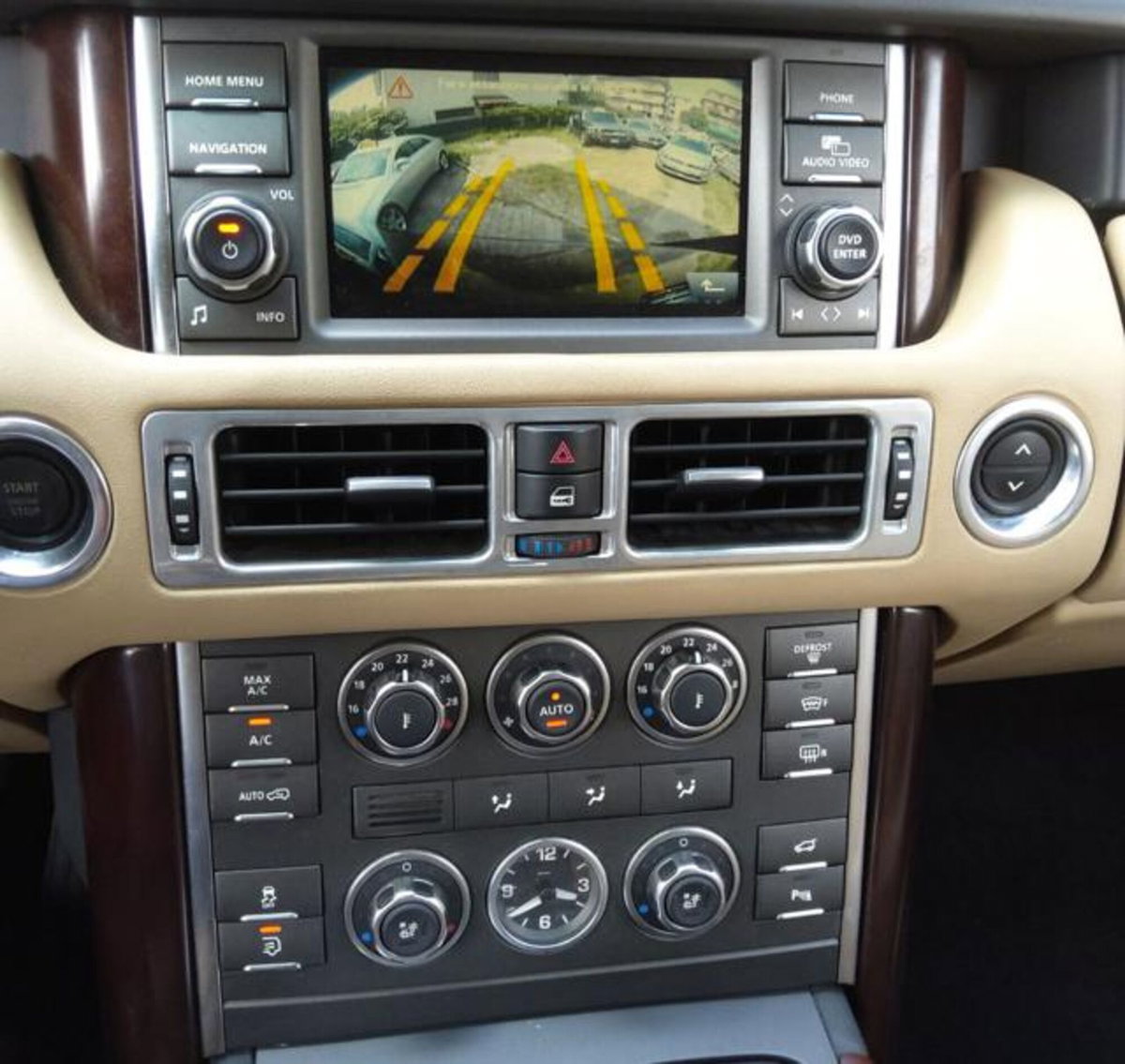 Land Rover Range Rover 4.4 TDV8 Autobiography (8)