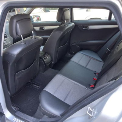 Mercedes-Benz Classe C Station Wagon 220 CDI Avantgarde (11)