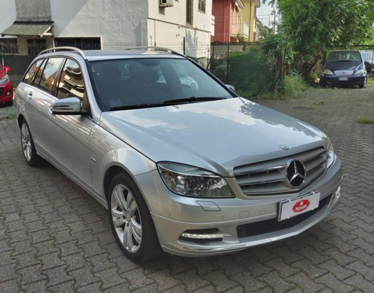 Mercedes-Benz Classe C Station Wagon 220 CDI Avantgarde (5)