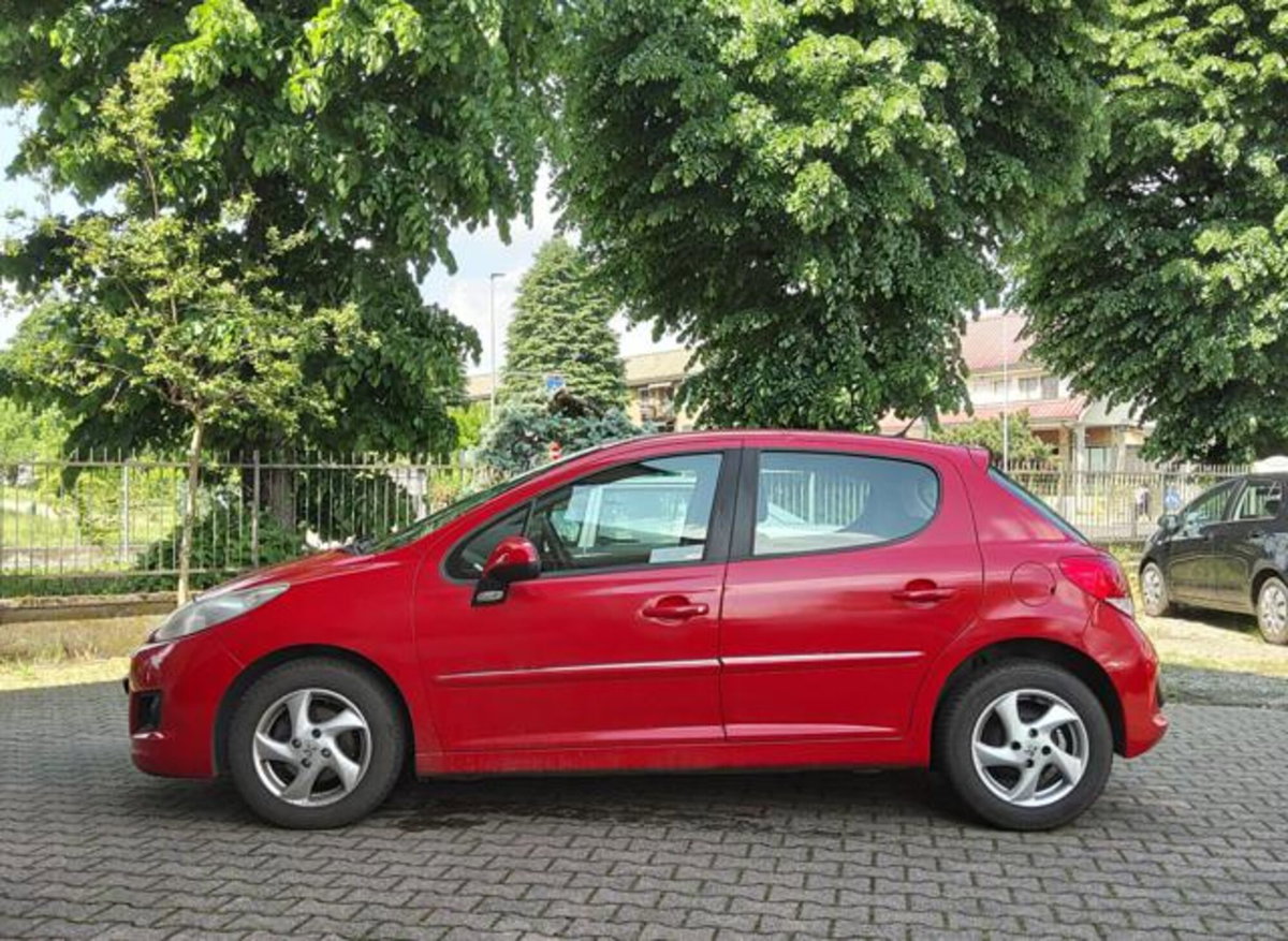 Peugeot 207 8V 75CV 5p. Access ECO GPL (3)