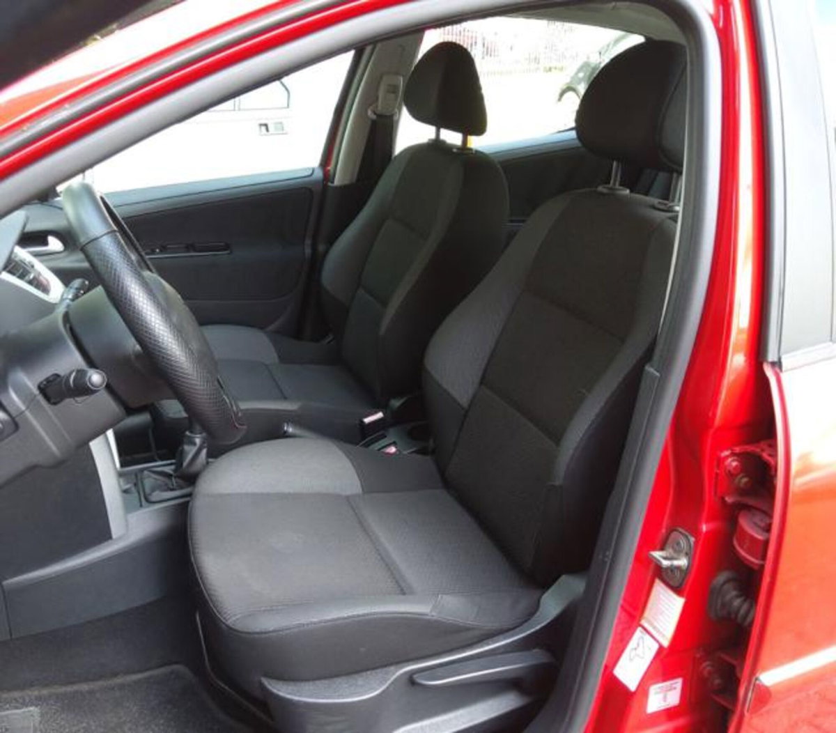 Peugeot 207 8V 75CV 5p. Access ECO GPL (7)