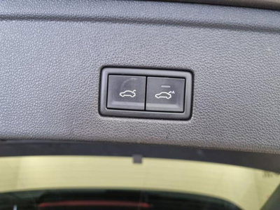 Volkswagen Touareg 3.0 V6 TDI SCR Elegance (16)