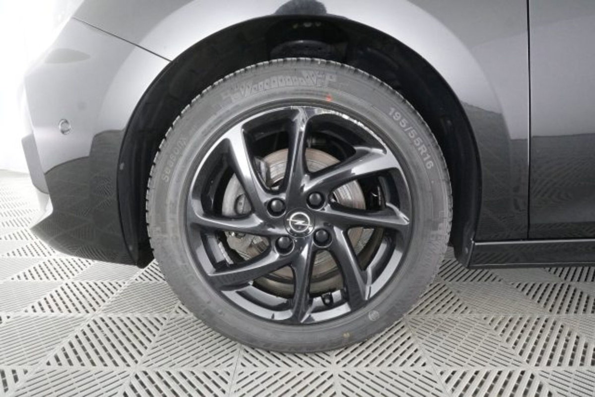 Opel Corsa 1.2 130 CV aut. GS Line (8)
