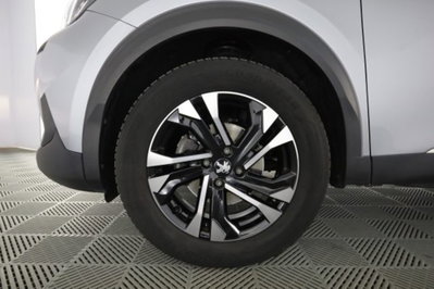 Peugeot 2008 1.2 puretech Allure s&s 130cv eat8 (8)