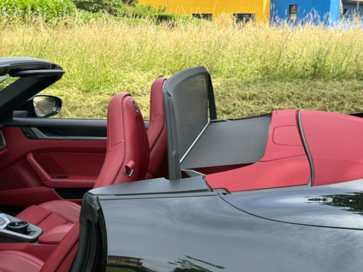Porsche 911 Cabrio Cabrio 3.0 Carrera 4S (20)