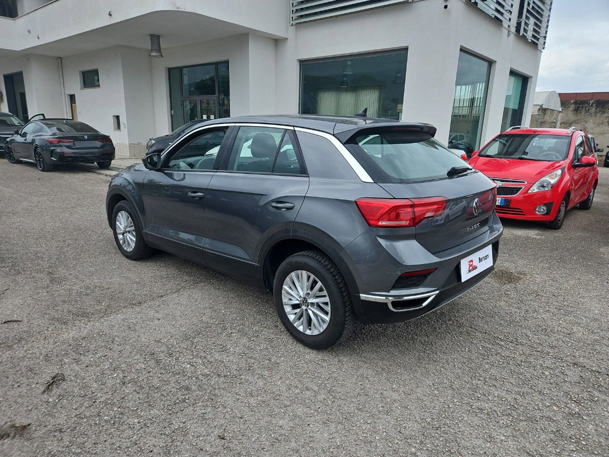 Volkswagen T-Roc 1.0 TSI Business BlueMotion Technology (3)