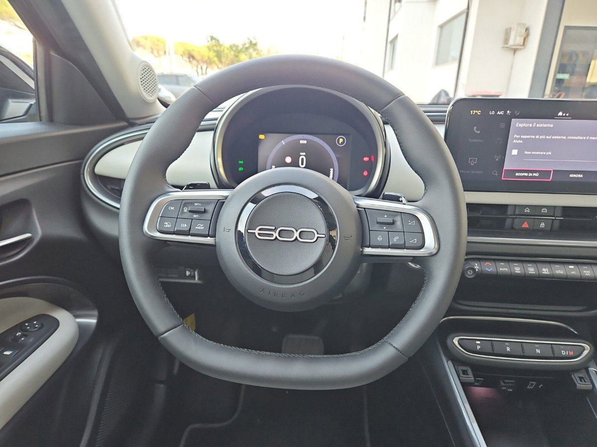 Fiat 600 1.2 Business 100cv (12)