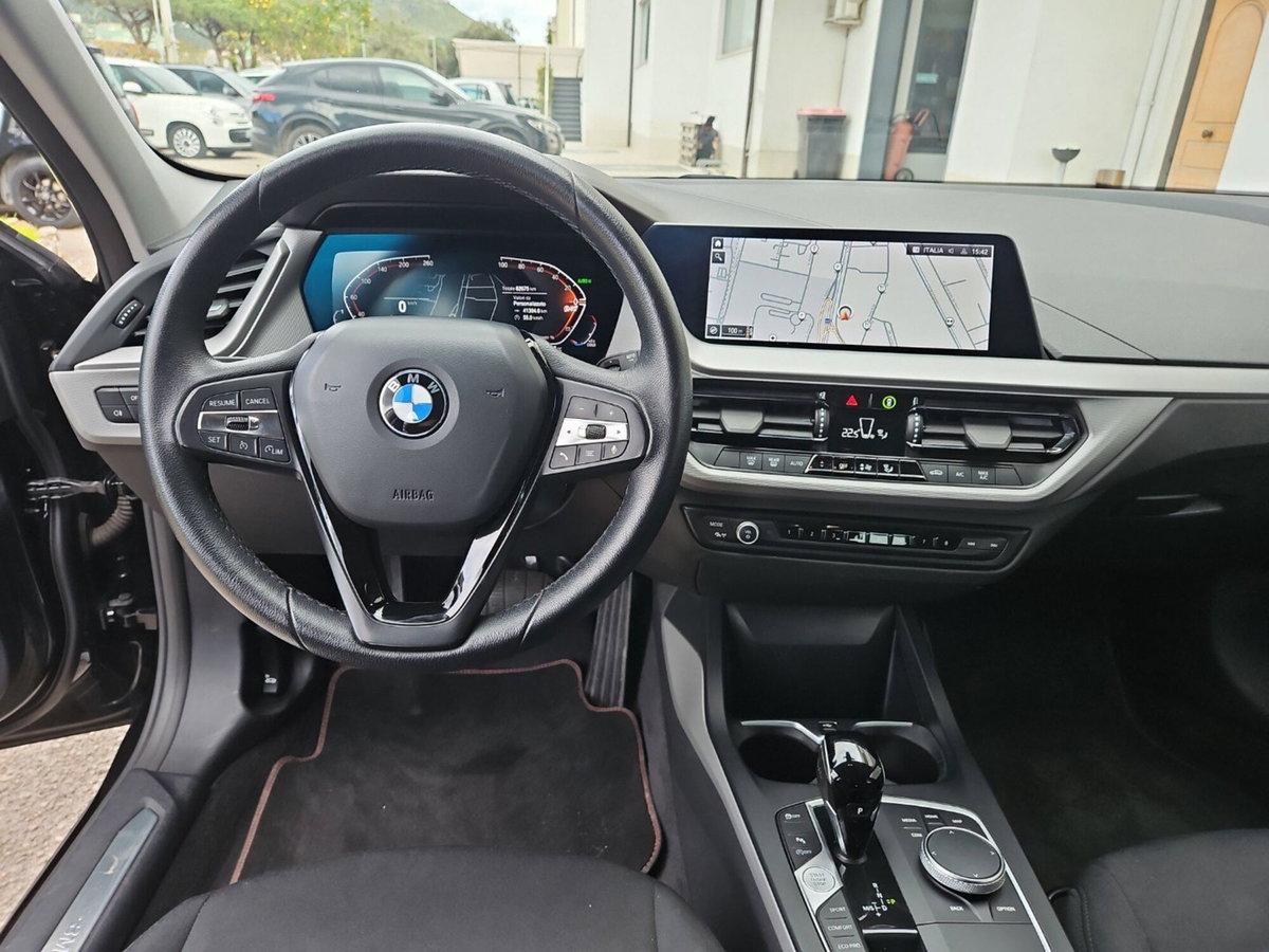BMW Serie 1 116d Business Advantage (9)