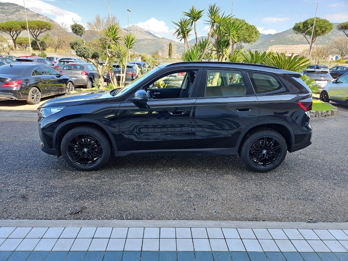 BMW X1 sDrive 18d Msport (2)