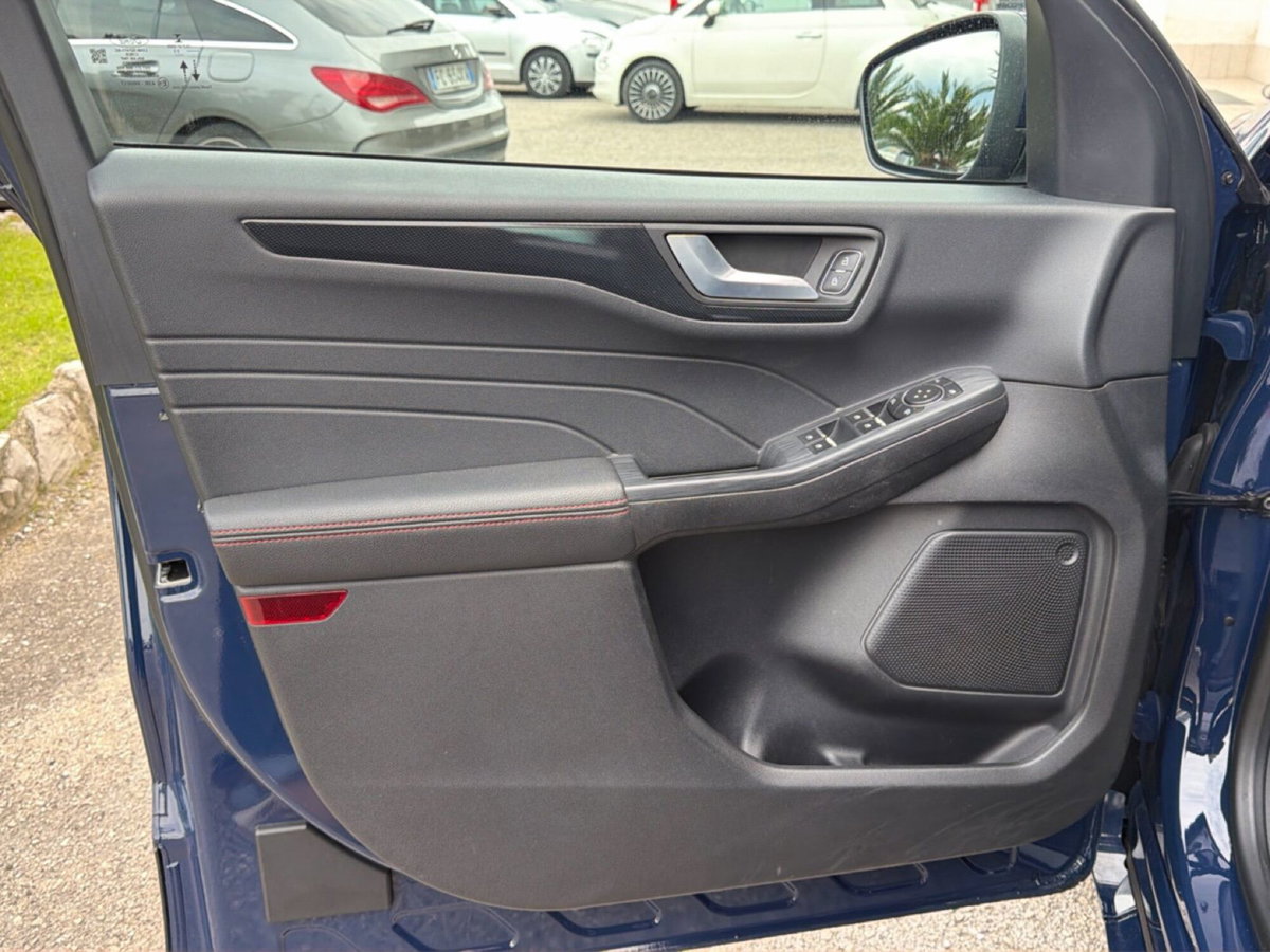 Ford Kuga 1.5 EcoBlue 120 CV aut. 2WD ST-Line X Design (16)