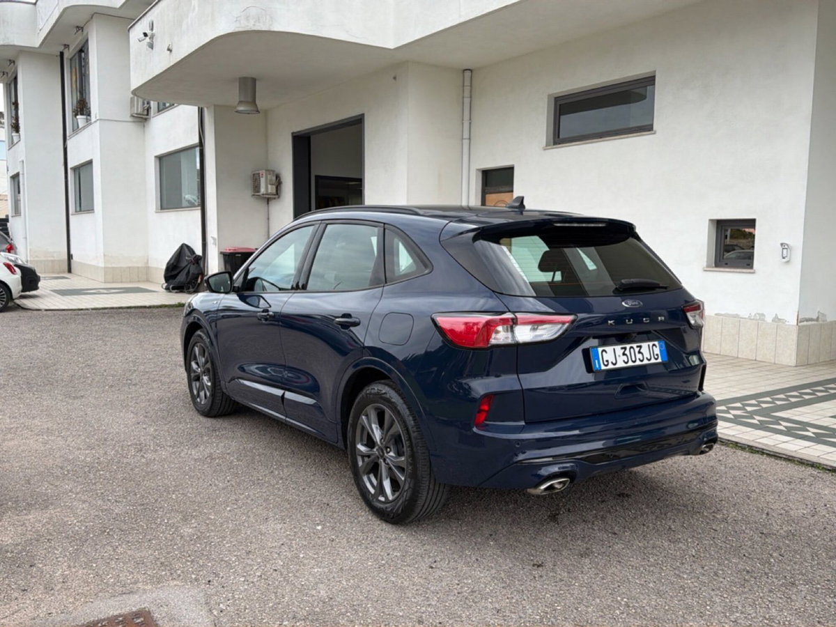 Ford Kuga 1.5 EcoBlue 120 CV aut. 2WD ST-Line X Design (3)